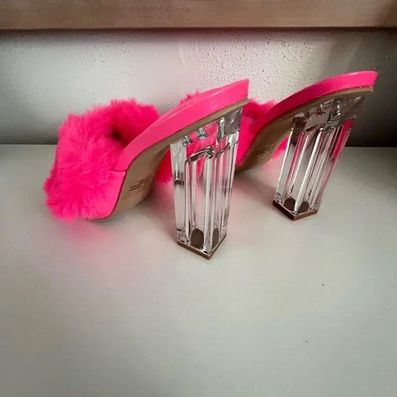 Cape Robbin Pink Furry Heels with Clear Lucite - Picture 2 of 4